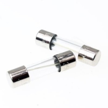 فیوز شیشه ای 20 آمپر 250 ولت سایز 5x20mm